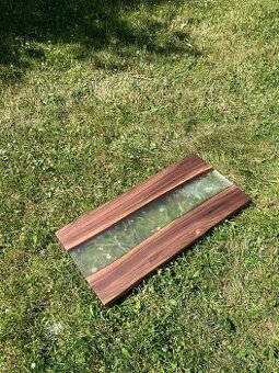 Stolová deska - americký ořech a epoxyd