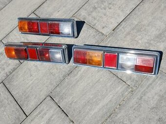 Tatra 613 zadní světlo / světla