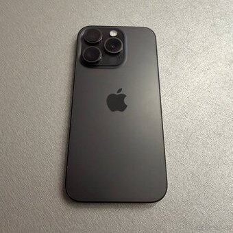 iPhone 15 Pro 256GB černý, pěkný stav, 12 měsíců záruka