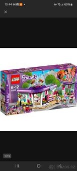 LEGO® Friends 41336 a 41332, Emma a umělecká kavárna