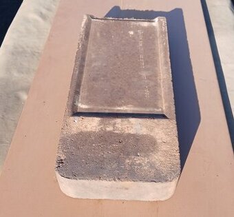 Magnezitové cihly 13 kusů