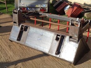 Lžice na UNC krokodyl