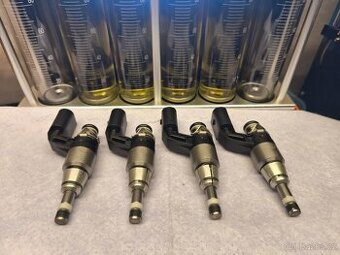 Prodám použité originál benzínové vstřiky 03C 906 036 J