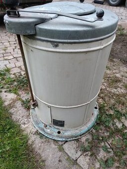 Pračka a ždímačka