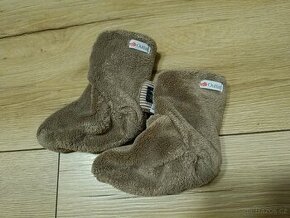 Capáčky pro miminka Outlast