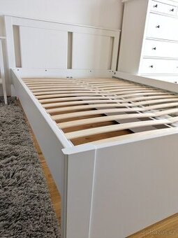 IKEA SONGESAND postel 140x200 cm s úložnými díly a roštem –