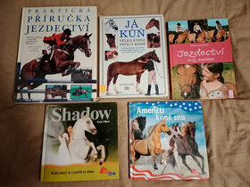 Knihy o koních (různé tituly)