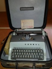 psací stroj Consul 221 - 1