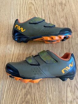 Cyklisticke tretry Northwave Origin Junior 37