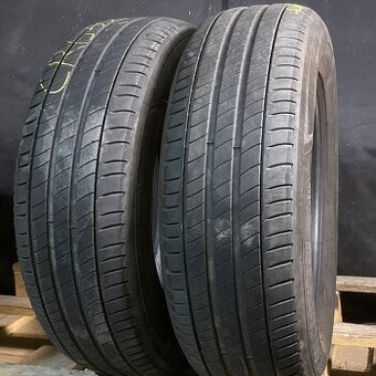 Letní pneu 215/65 R16 102V Michelin 4mm