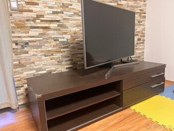 Tv stolek