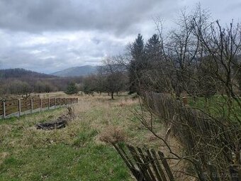 Pozemek 2000 m2 , určený k výstavbě RD Všeradiště