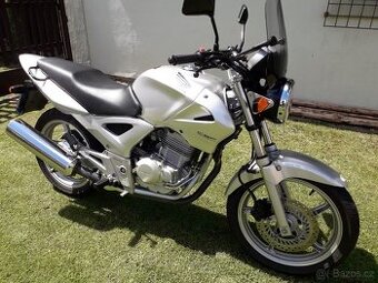 Honda CBF 250