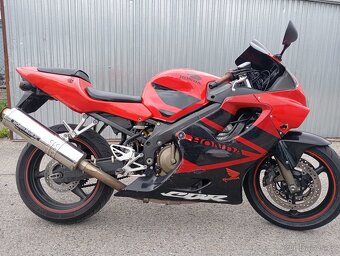 Honda cbr 600f sport