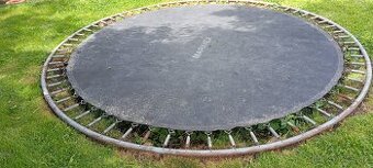 daruji trampolínu