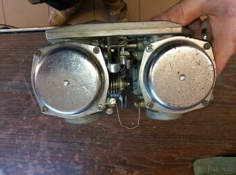 Honda CB 250 G karburátory