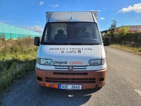 Peugeot BOXER 2,5D – pojízdná prodejna