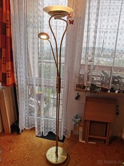 Stojaci lampa