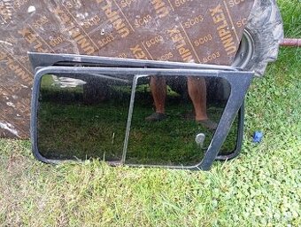 Šoupací okna Mitsubishi Pajero II