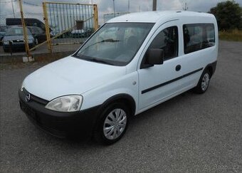 Opel Combo 1,4 66 kW Serviska benzín