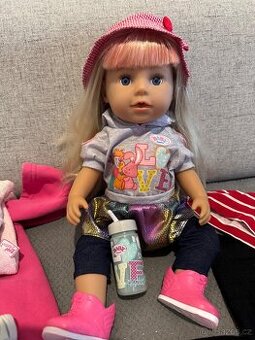 Baby born starší sestra