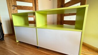 3ks: Stůl, komoda, stolek