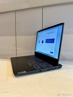 Prodám Lenovo Ideapad Gaming 3 15IAH7 + myš (v ceně 1000 kč)
