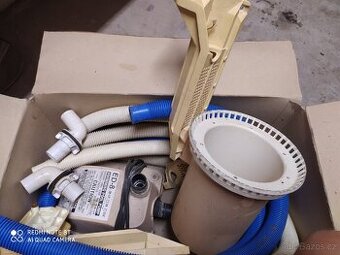 Čerpadlo a skimer k nadzemnímu bazénu