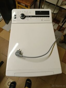 Pračka Whirlpool