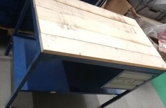 pracovní stůl, ponk