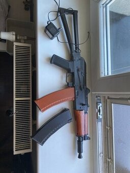 Airsoftová zbraň AKS 74 UN - celokov, dřevo (CM.035A G55)