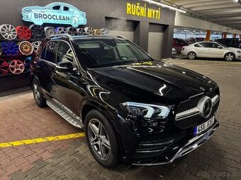 Mercedes-Benz GLE 300d 4MATIC AMG ČR DPH