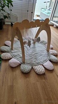 Dětská hrazdička s podložkou