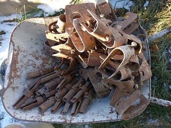 Žabky ,doutníky na trubkové lešení.