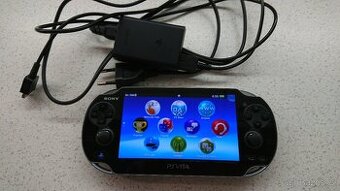 PS Vita + příslušenství - 1