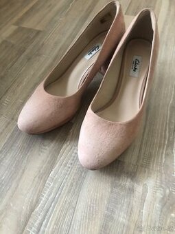 Semisove lodicky Clarks