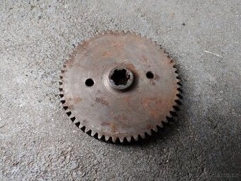 Ozubené kolo spojky Stadion s11, s22 a Jawetta