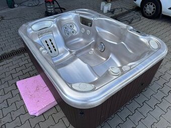 Vířivka USA Hot spring Jett seter