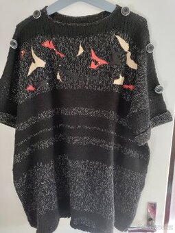Ručně pletený zajímavý svetr větší velikost