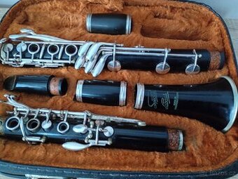 Prodám B Klarinet  luxus  Special. Amati