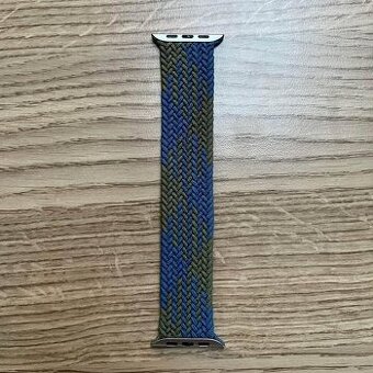 Apple Watch řemínek Solo Loop 45mm - velikost M
