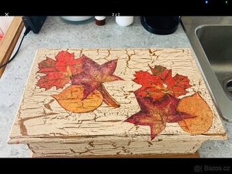 Retro šperkovnice nebo skříňka na cennosti