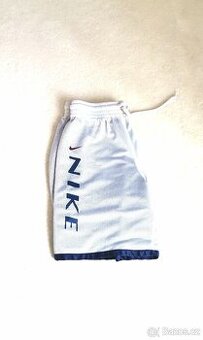 Nike oboustranné bílé nebo modré funkční kraťasy vel. M/L,