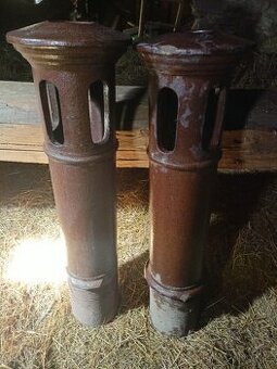 2x starý litinový komínek / ventilační hlavice – retro