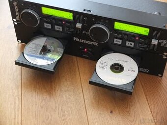 NUMARK MP 302 Profesionální duální MP3 CD přehrávač