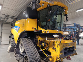 Prodáme sklízecí mlátičku NEW HOLLAND CR9090