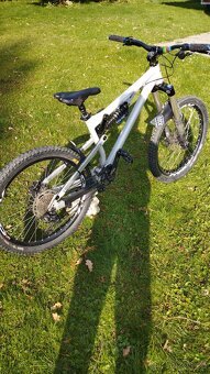 Enduro kolo Transition Blindside