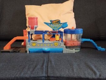 Hot Wheels City Mega automyčka