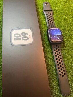 Apple watch series 7 41mm nike - 98% baterie
