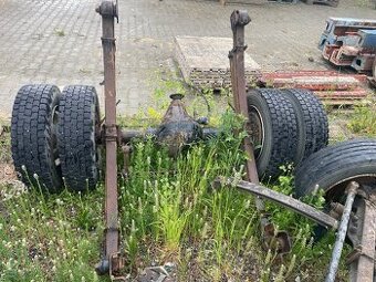 Přední a zadní náprava Avia A80